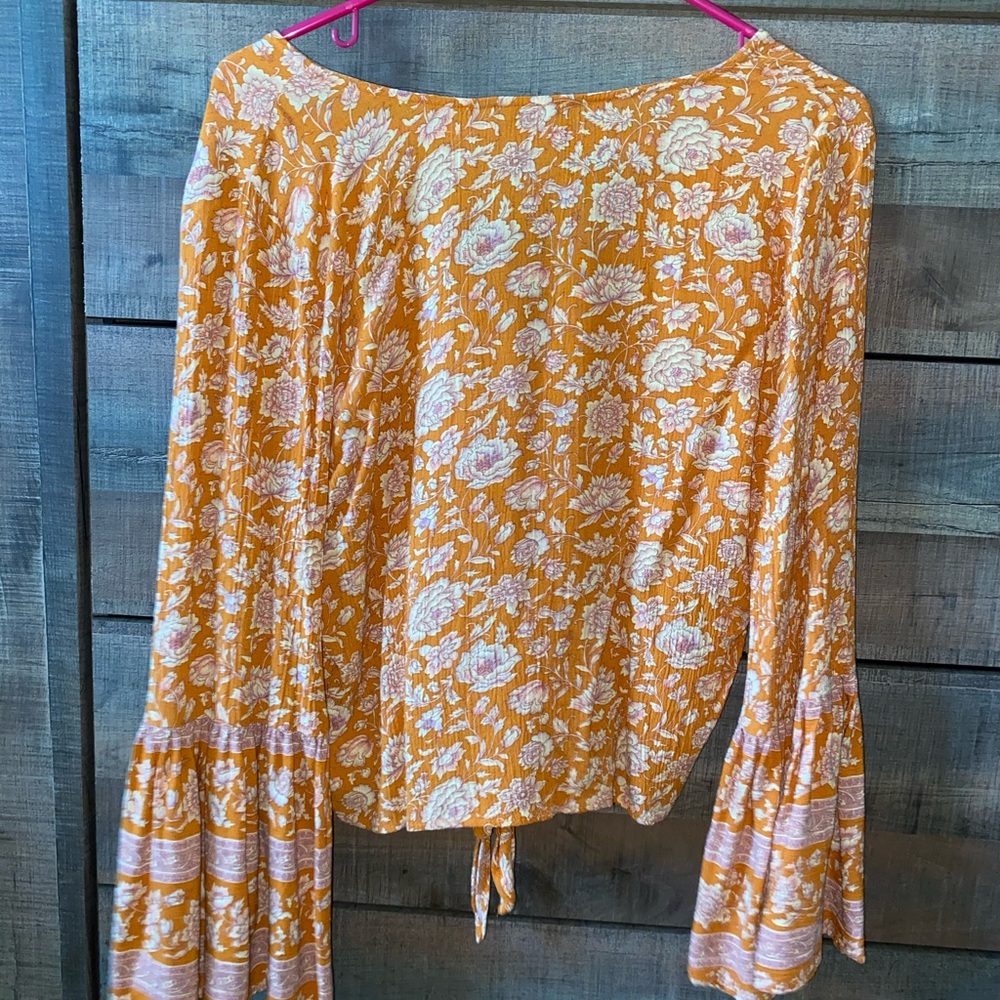 American Eagle Top - Picture 3 of 4